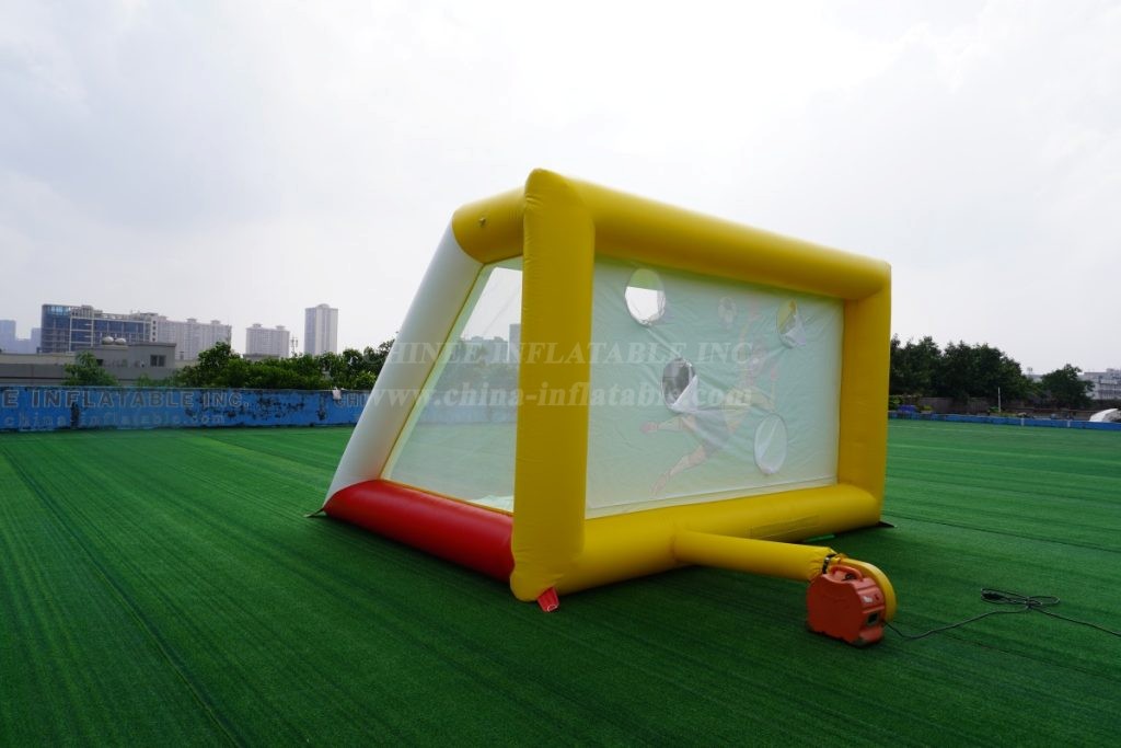 T11-724 Football Shoot Out Game