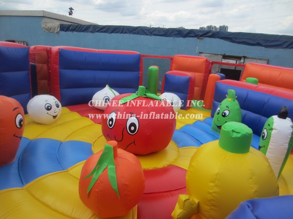 T5-800 Giant Farm Inflatable Funcity