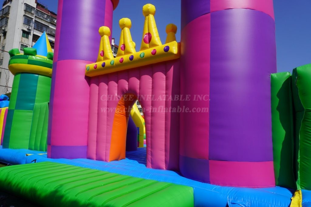 GF2-160 Ultimate Giant Inflatable Kingdom