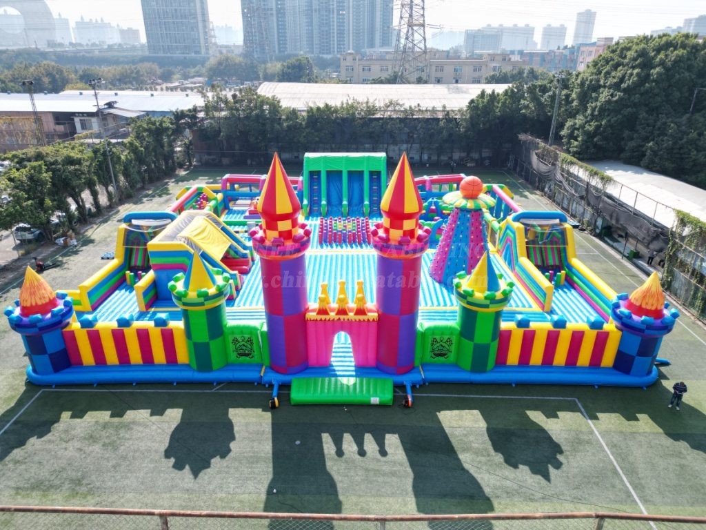 GF2-160B Ultimate Adventure Inflatable Park